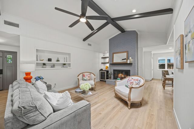 10018 Cromwell Drive, Dallas, TX 75229