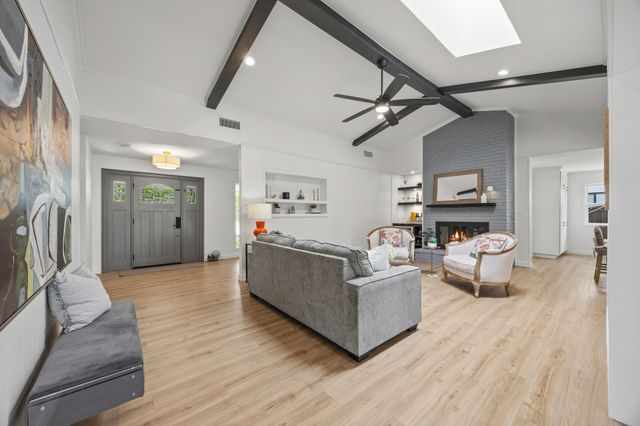 10018 Cromwell Drive, Dallas, TX 75229