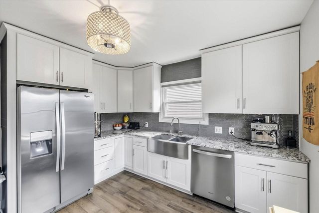 3313 N Bremen STREET, Milwaukee, WI 53212