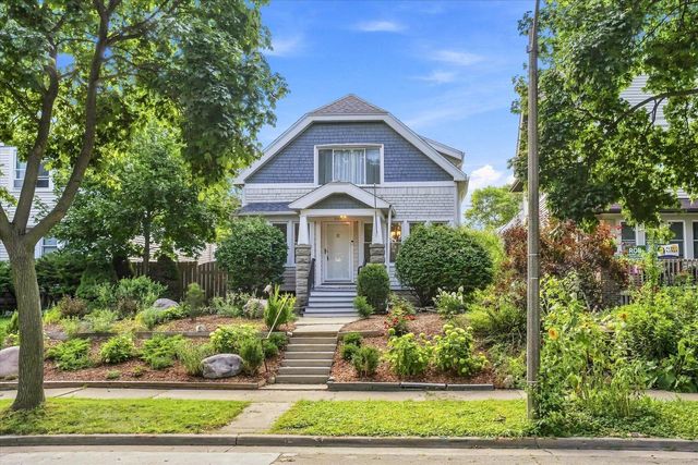 3313 N Bremen STREET, Milwaukee, WI 53212