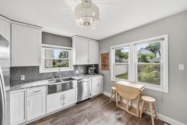 3313 N Bremen STREET, Milwaukee, WI 53212