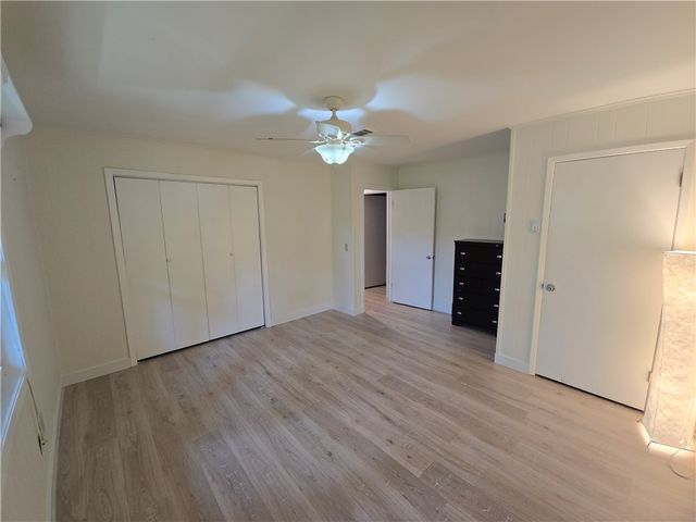 15 Finger Circle, Bella Vista, AR 72715