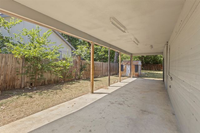 5425 Laster Road, Fort Worth, TX 76119
