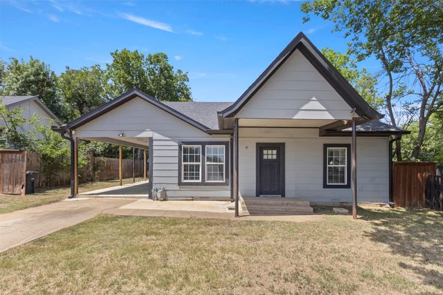5425 Laster Road, Fort Worth, TX 76119