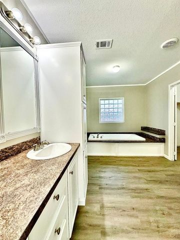 402 N Kilborn Street, Rankin, TX 79778