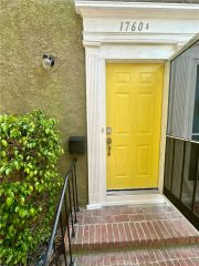 1760 N Las Palmas Avenue, Los Angeles, CA 90028