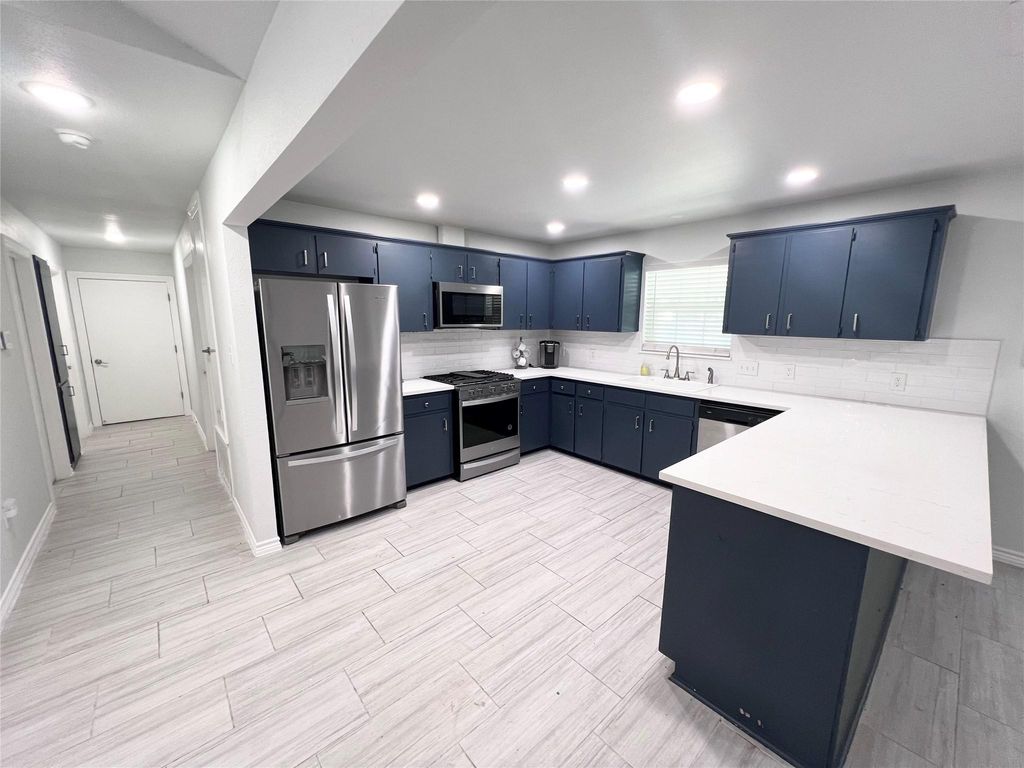413 Laurel ST, Bastrop, TX 78602