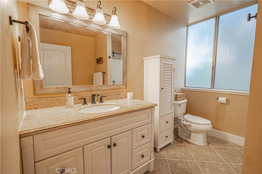 Image 25 of property listing at 23429 Via Elisandra, Valencia, CA 91355