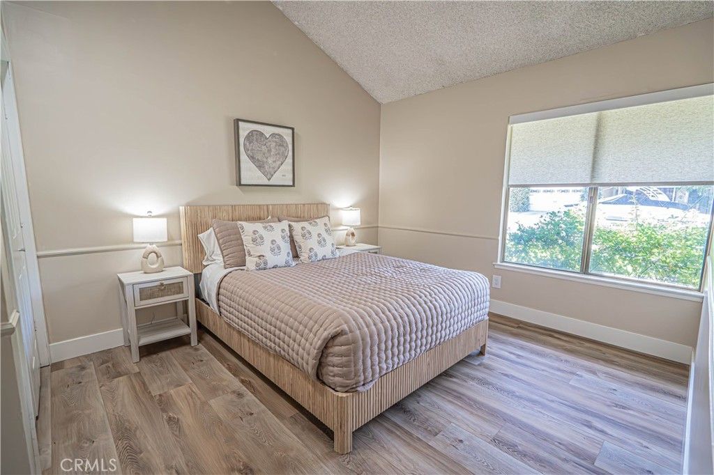 Image 29 of property listing at 23429 Via Elisandra, Valencia, CA 91355