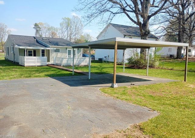 1825 Glenside Drive, Greensboro, NC 27405