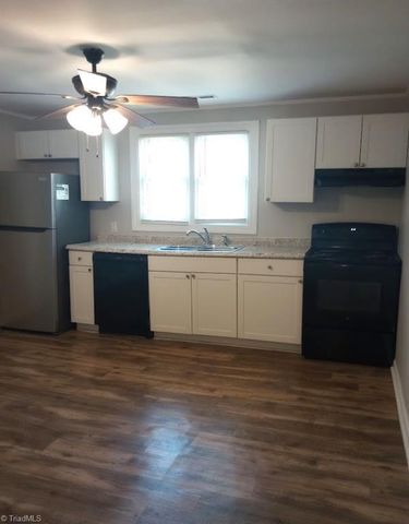 1825 Glenside Drive, Greensboro, NC 27405