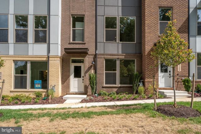 5102 OAKMOORE DR, North Bethesda, MD 20852