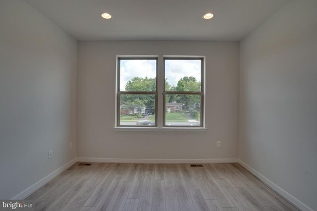 5102 OAKMOORE DR, North Bethesda, MD 20852