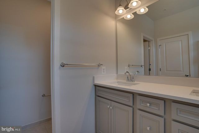 5102 OAKMOORE DR, North Bethesda, MD 20852