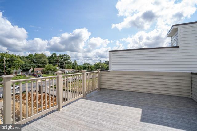 5102 OAKMOORE DR, North Bethesda, MD 20852