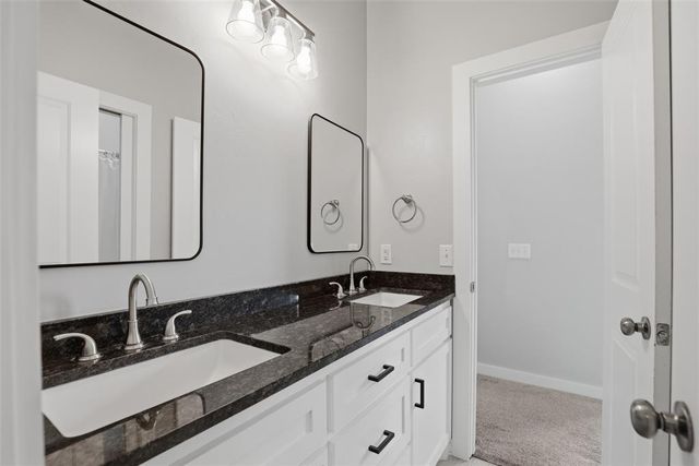 5707 Cox Canyon Drive, Guthrie, OK 73044