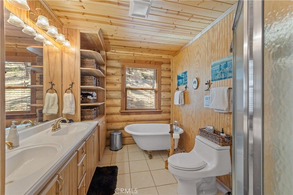 Image 17 of property listing at 384 Saw Mill Canyon, Big Bear City, CA 92314