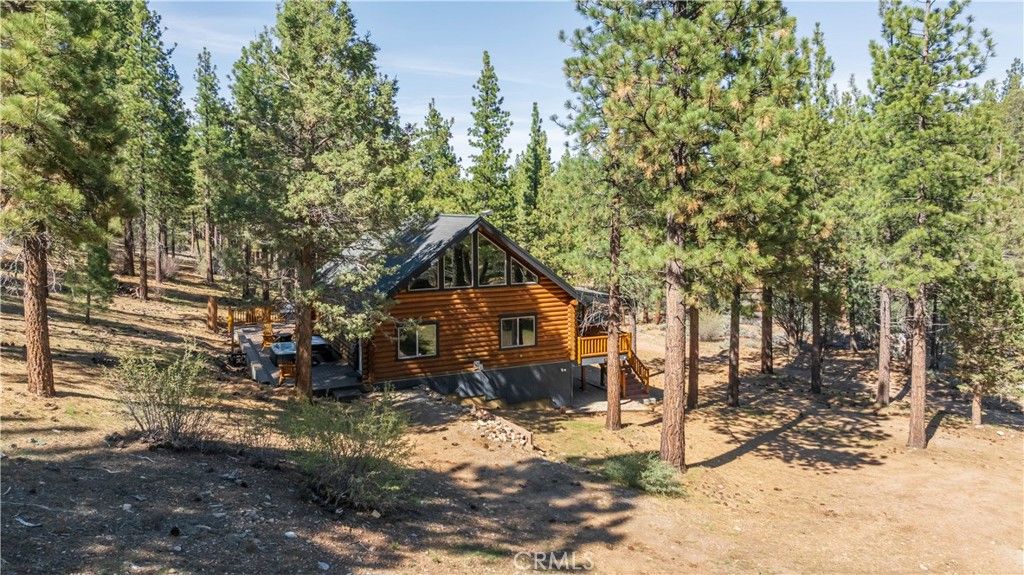 Image 36 of property listing at 384 Saw Mill Canyon, Big Bear City, CA 92314