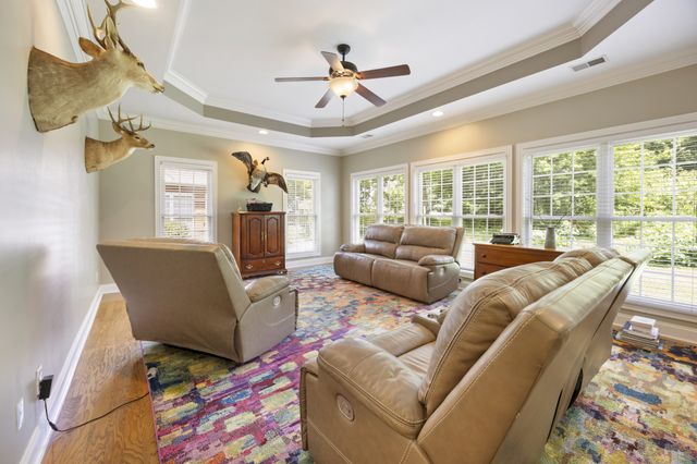 342 Chase Cir, Winchester, TN 37398