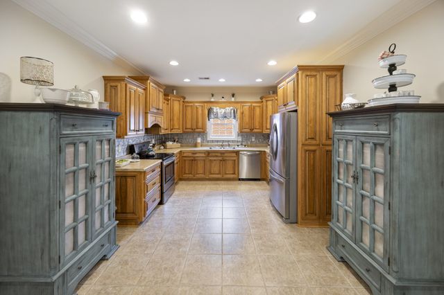 342 Chase Cir, Winchester, TN 37398