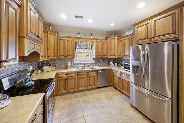342 Chase Cir, Winchester, TN 37398
