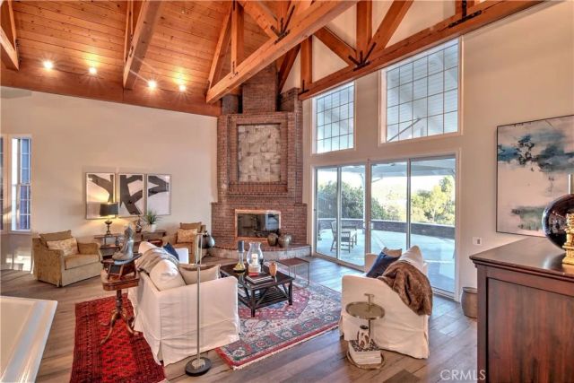 1016 Briarcliff Road, Monrovia, CA 91016