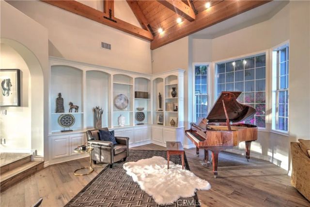 1016 Briarcliff Road, Monrovia, CA 91016