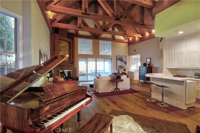 1016 Briarcliff Road, Monrovia, CA 91016