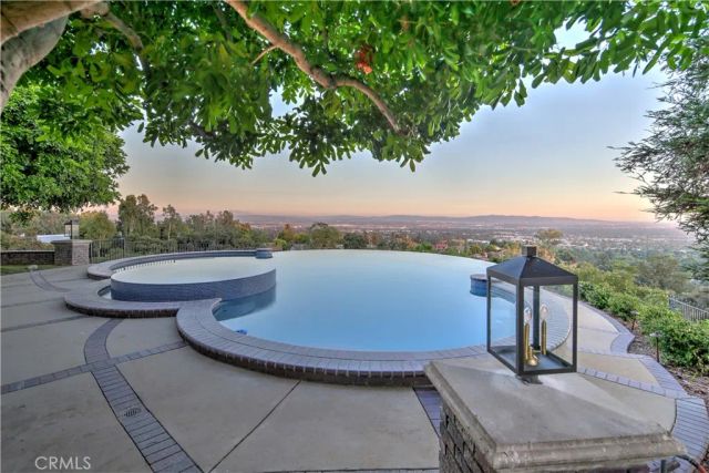 1016 Briarcliff Road, Monrovia, CA 91016