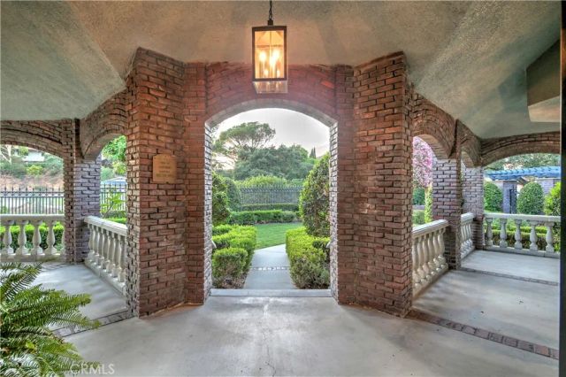 1016 Briarcliff Road, Monrovia, CA 91016