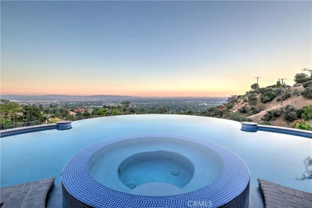 1016 Briarcliff Road, Monrovia, CA 91016