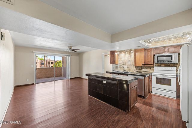 540 N May 3106, Mesa, AZ 85201