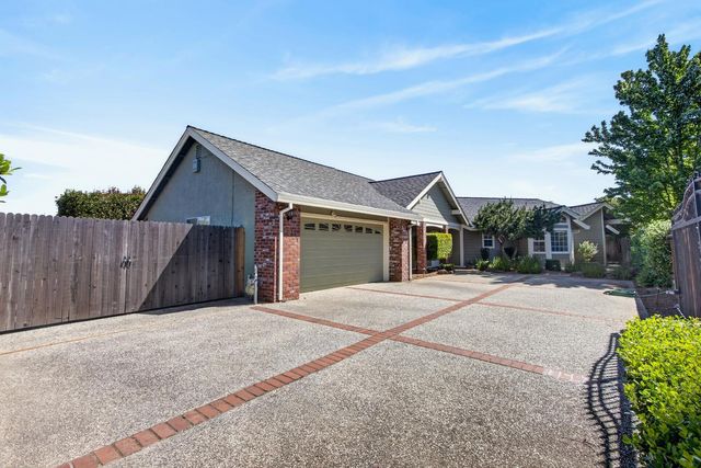 1921 Belcot Rd, Sacramento, CA 95825