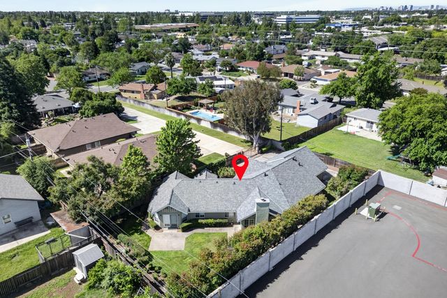 1921 Belcot Rd, Sacramento, CA 95825