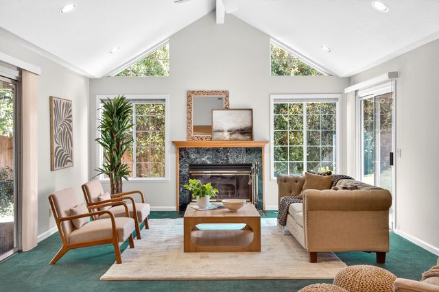 1921 Belcot Rd, Sacramento, CA 95825