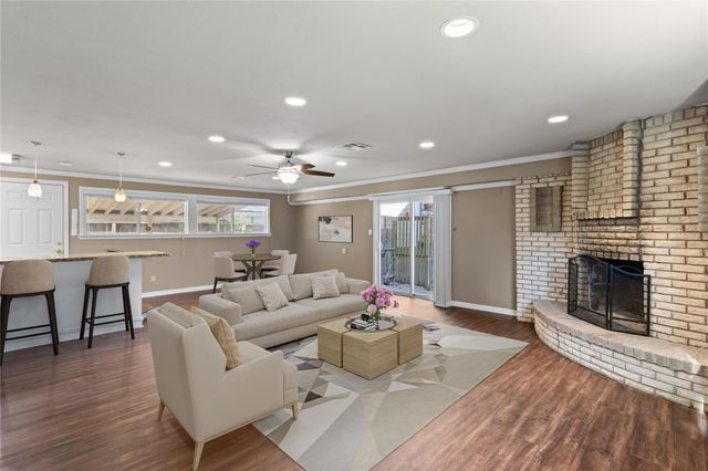 4373 Harvest Lane, Houston, TX 77004
