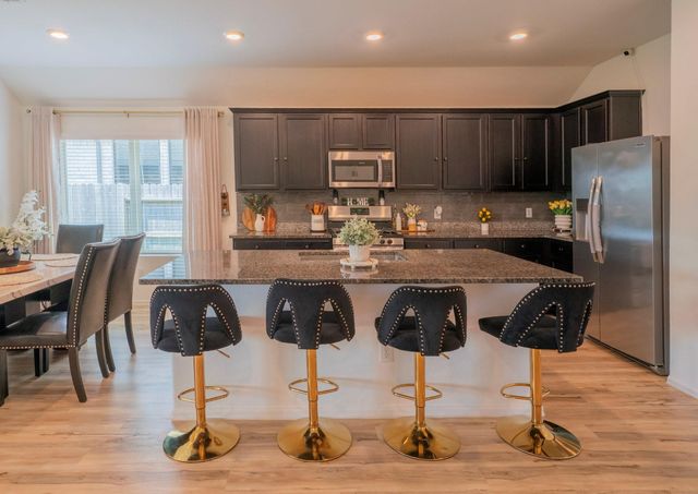 8658 Flamingo Bay Lane, Cypress, TX 77433