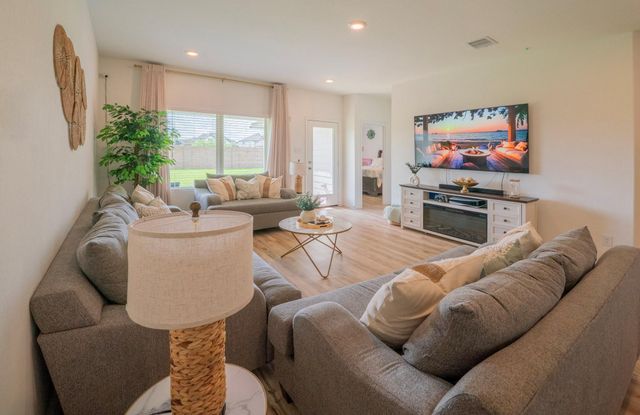 8658 Flamingo Bay Lane, Cypress, TX 77433