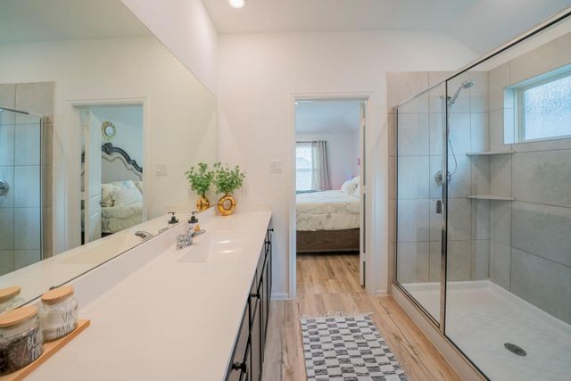 8658 Flamingo Bay Lane, Cypress, TX 77433