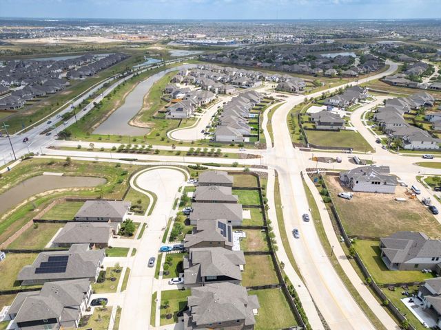 8658 Flamingo Bay Lane, Cypress, TX 77433