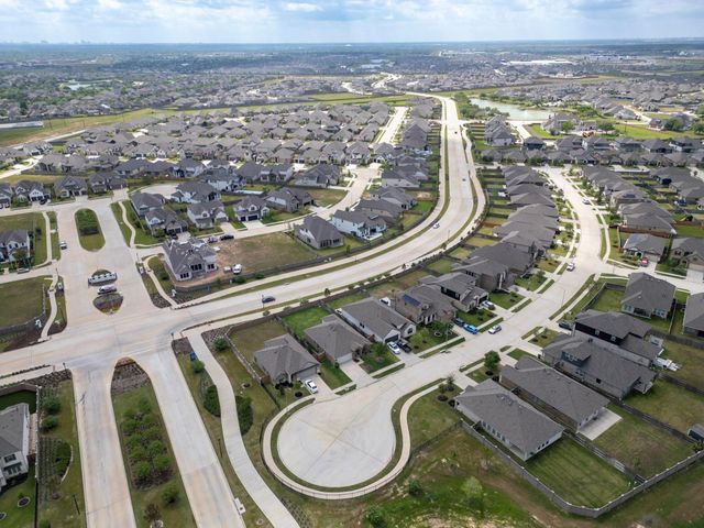 8658 Flamingo Bay Lane, Cypress, TX 77433