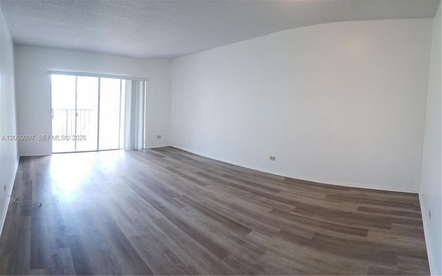 8107 SW 72nd Avenue 416E, Miami, FL 33143