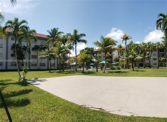 8107 SW 72nd Avenue 416E, Miami, FL 33143
