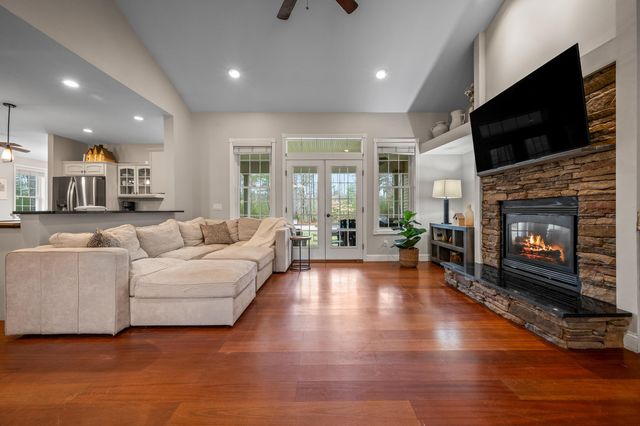 79 Jefferson Road, Conway, NH 03813
