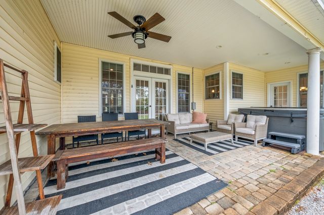 79 Jefferson Road, Conway, NH 03813