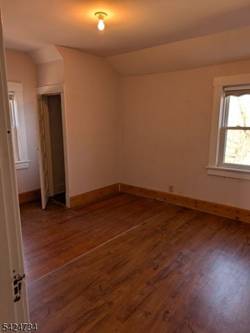 4 New Amwell Rd, Hillsborough Twp., NJ 08844