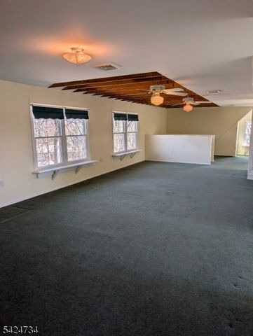 4 New Amwell Rd, Hillsborough Twp., NJ 08844