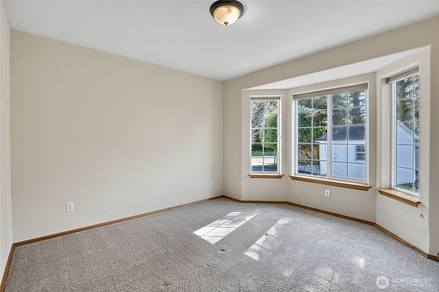 288 Overlake Street NE, Ocean Shores, WA 98569