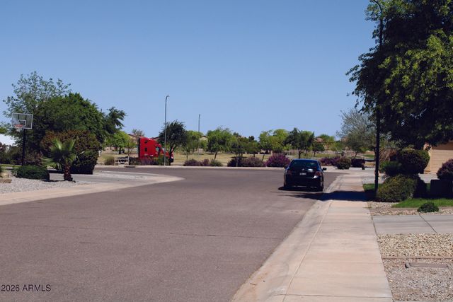 7114 W MALDONADO Road, Laveen, AZ 85339