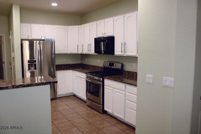 7114 W MALDONADO Road, Laveen, AZ 85339